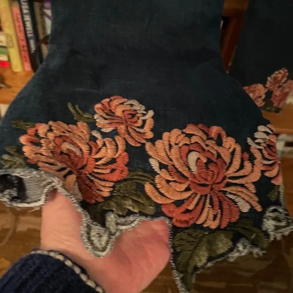 Jag Jeans Dark Blue with Pink Embroidery - Picture 3 of 5